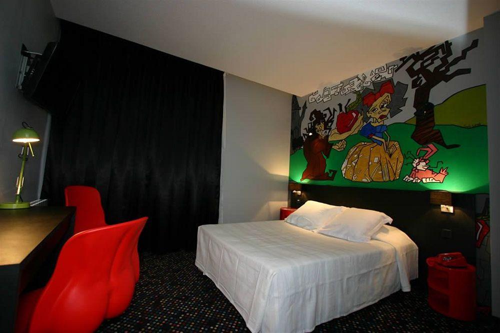 Dav'Hotel Jaude Clermont-Ferrand Bagian luar foto