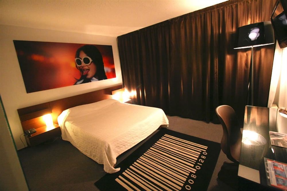 Dav'Hotel Jaude Clermont-Ferrand Bagian luar foto